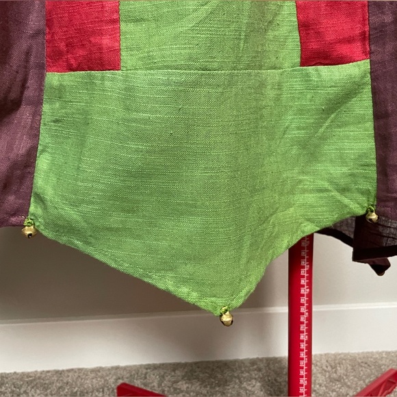 I'm just gonna shake, shake, shake, shake, shake I shake it off, I shake it off - Picture 5 of 10